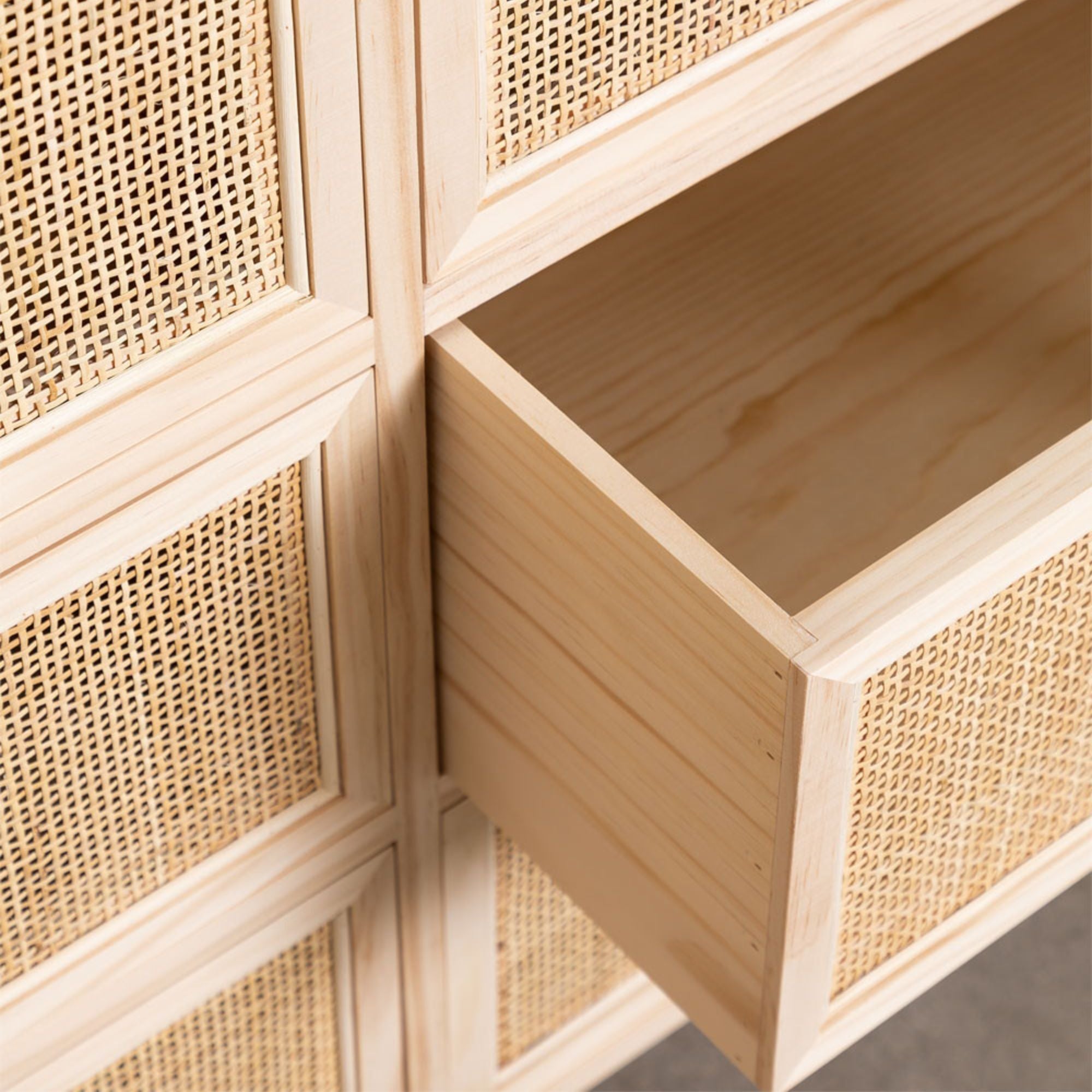 Buia Solid Wood Chest of Drawer | Natural