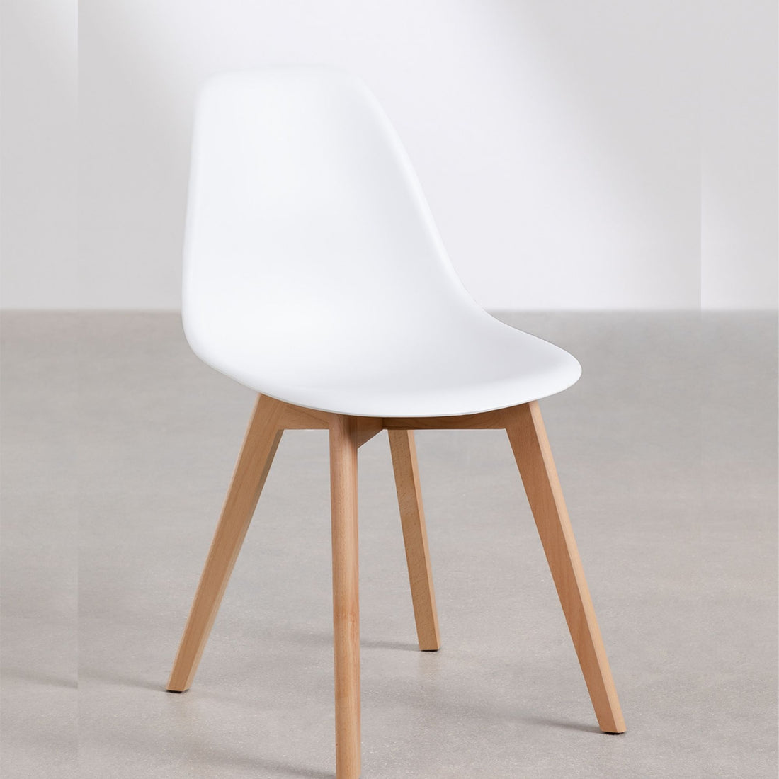 Este Solid Wood Chair | White