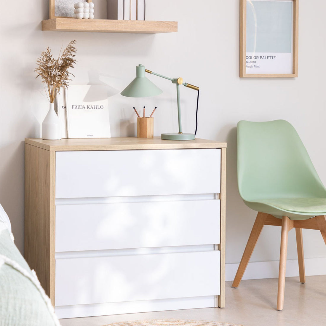 Chest of drawers with Extendable Desk | White