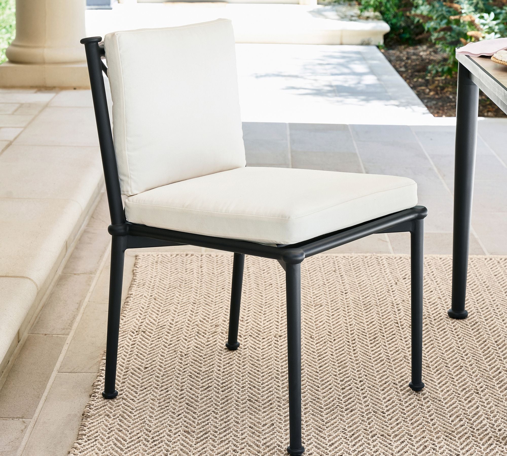 Ellis Metal Outdoor Dining Side & Armchair