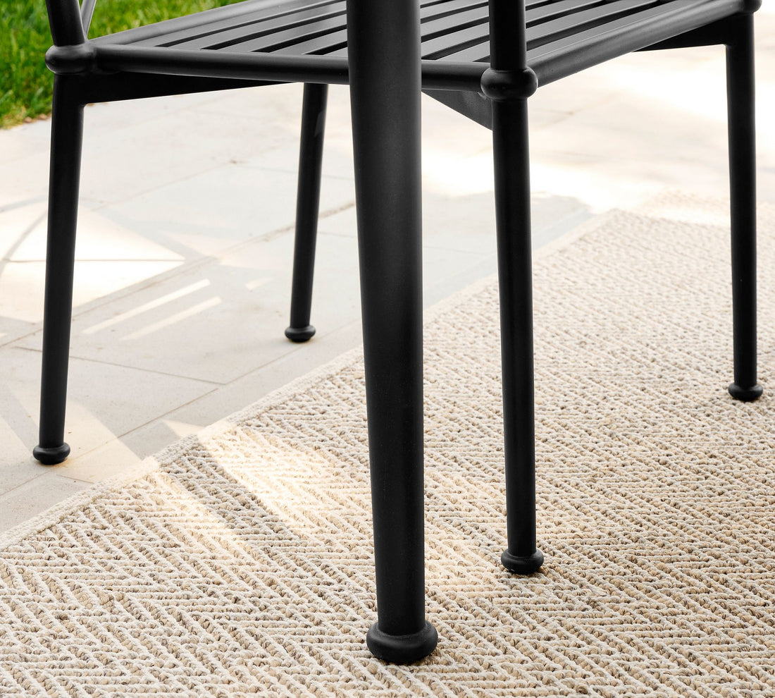 Ellis Metal Rectangular Outdoor Dining Table