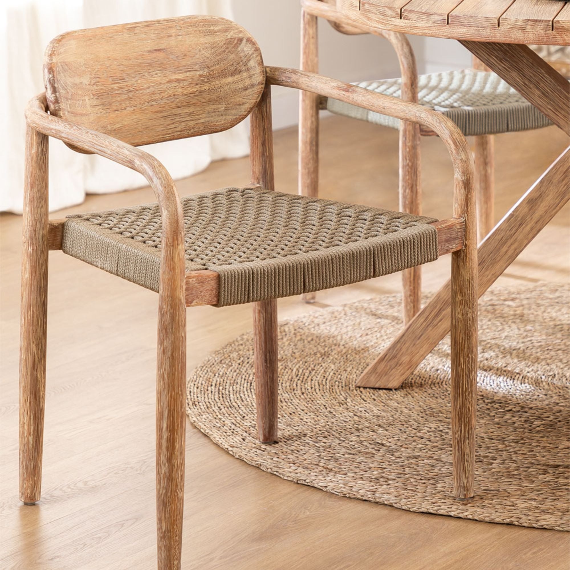 Unecia Solid Wood Chair | Natural