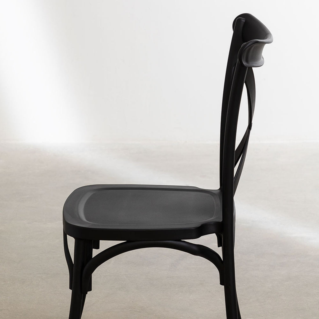 Wiesen Metal Chair | Black
