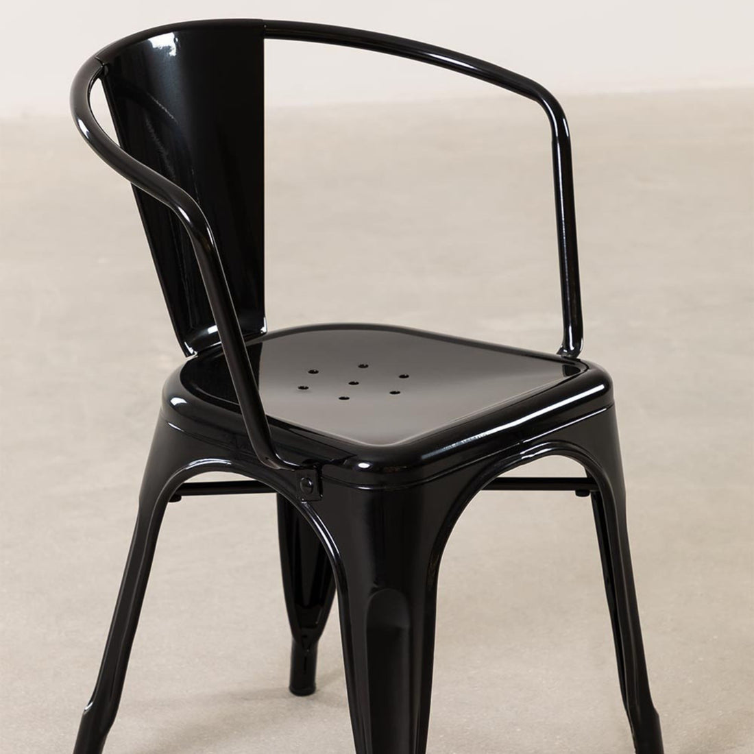 Unic Black Metal Chair | Black