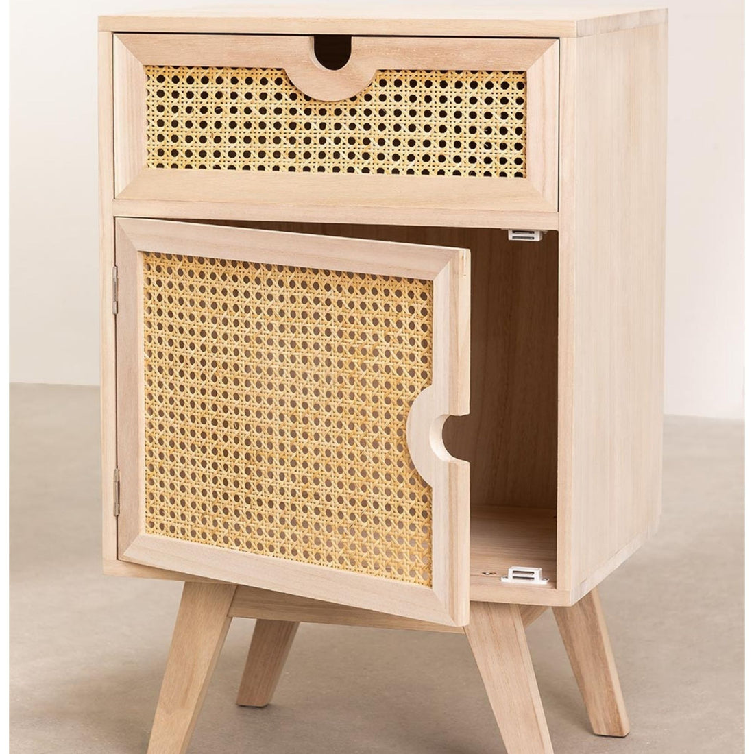 Niews Solid Wood Bedside Table | Natural