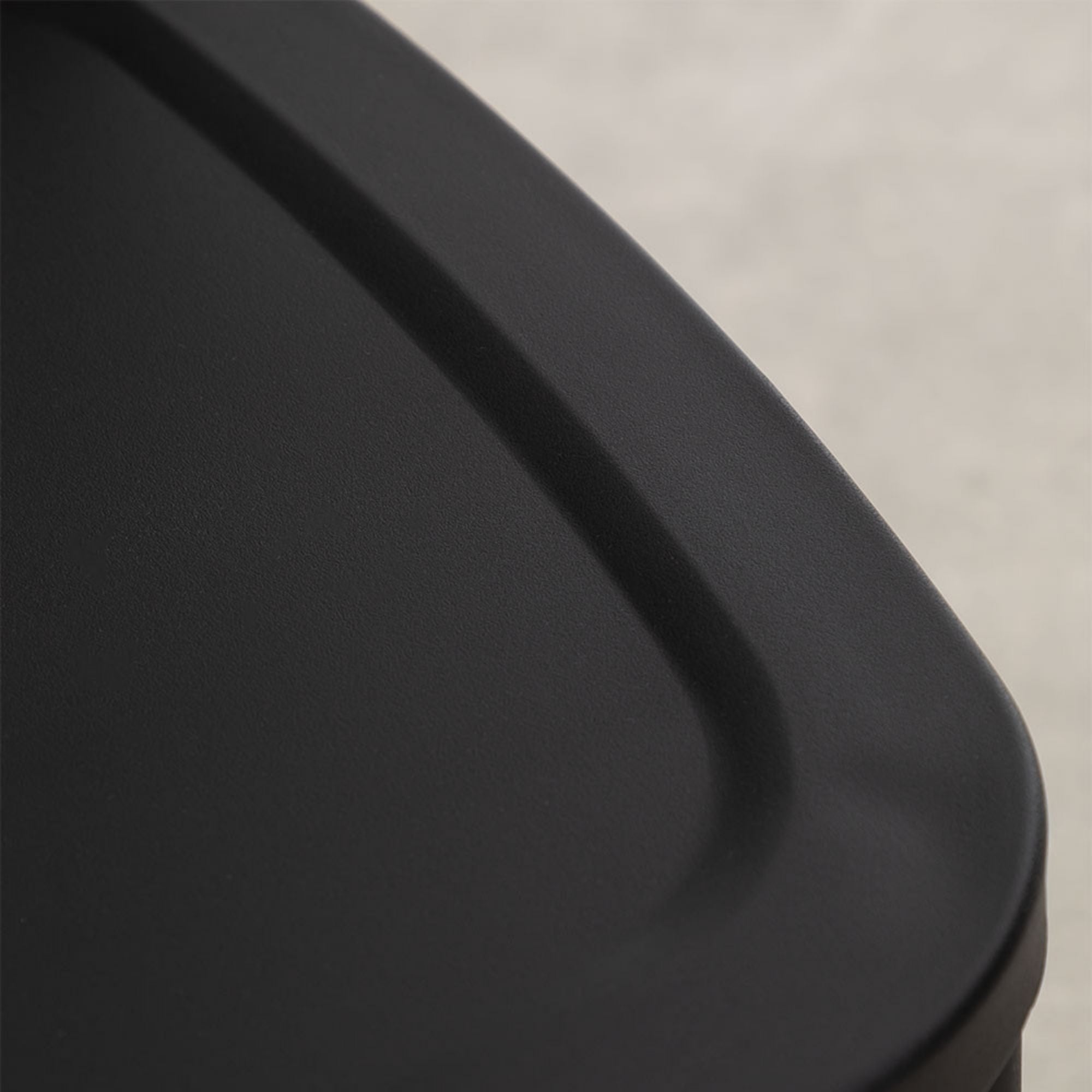 Wiesen Metal Chair | Black
